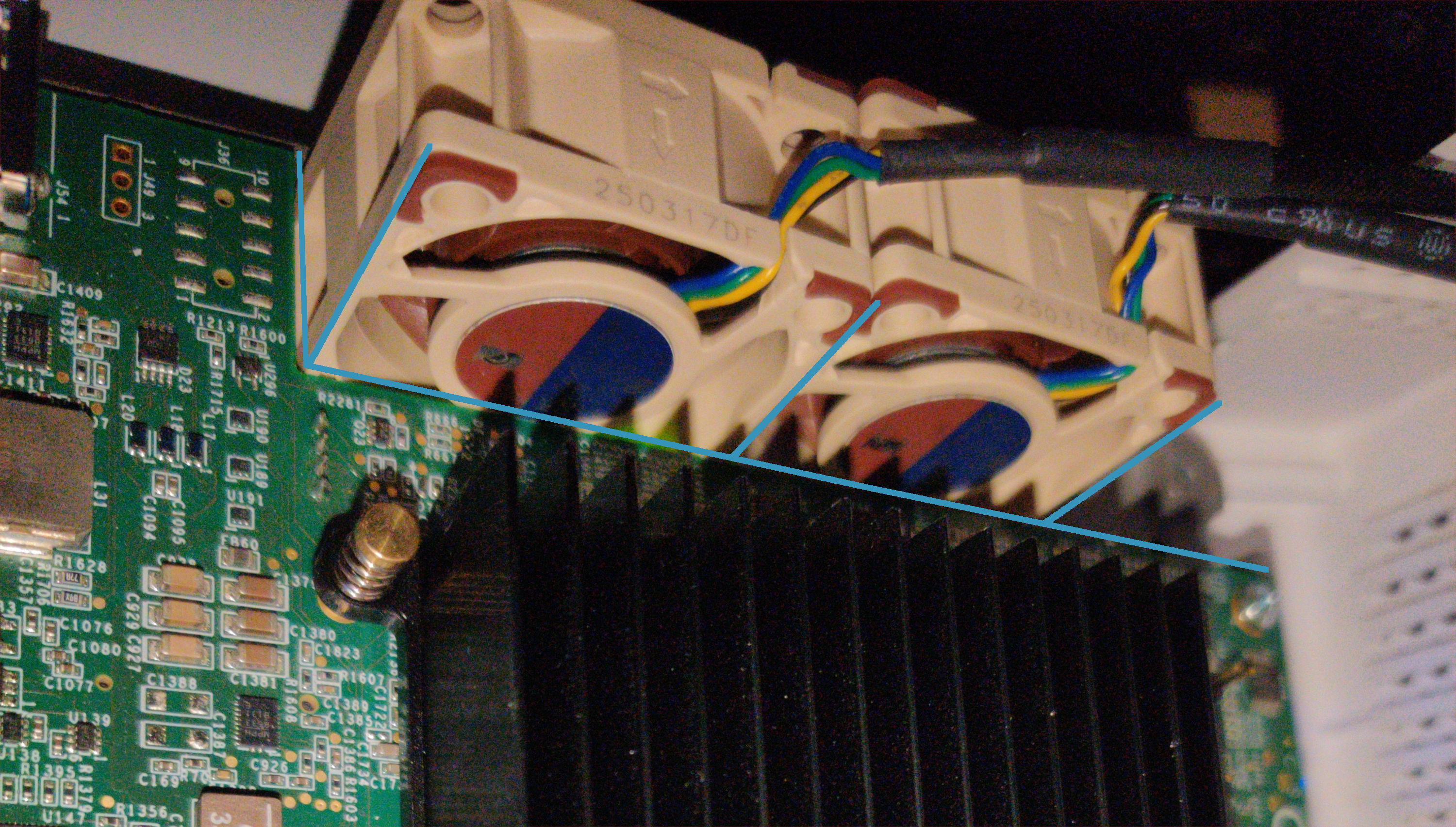 Netgate 4200 internal fan clearance and heatsink orientation.