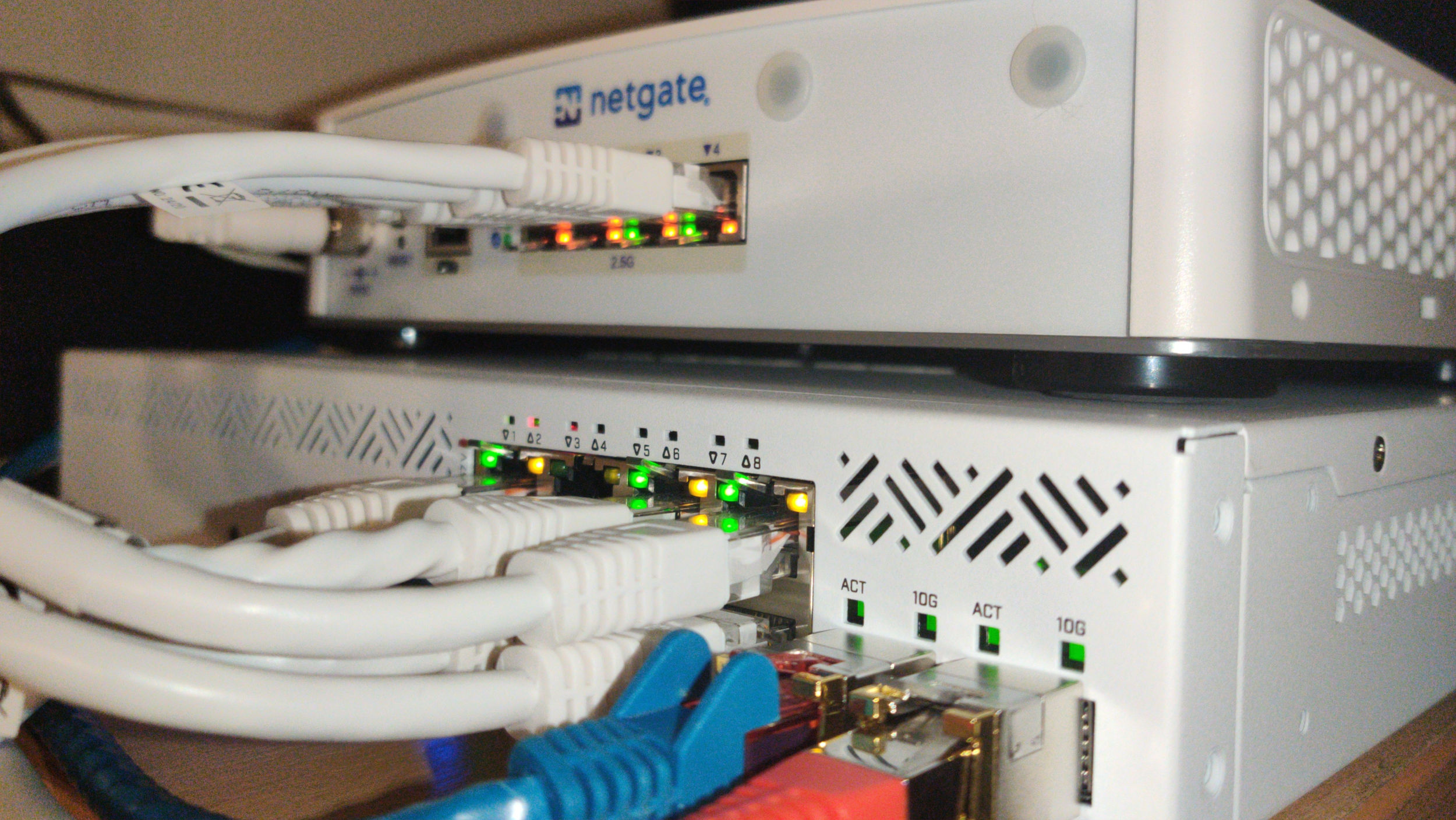 SW1 and R1 sitting on top of a cabinet